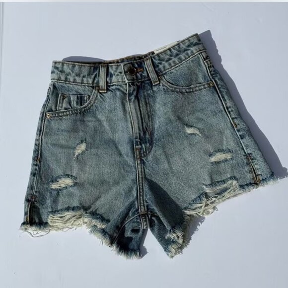 Brand New Zara Blue Distressed Jean Shorts - Picture 1 of 3
